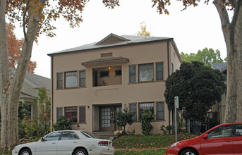 1720 U St in Sacramento, CA - Building Photo - Building Photo