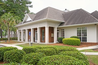 Staten Crossing Apartments in Valdosta, GA - Foto de edificio - Building Photo