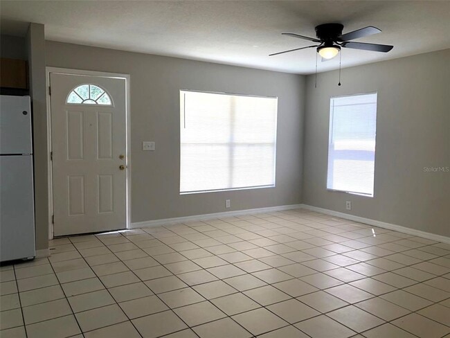 2406 S Maple Ave in Sanford, FL - Building Photo - Building Photo