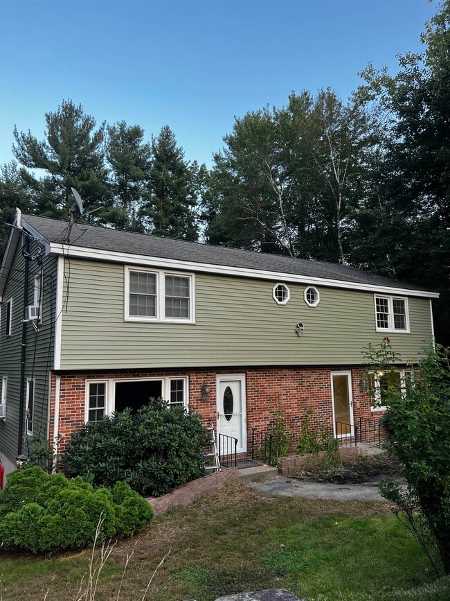 property at 16 Boulder Dr