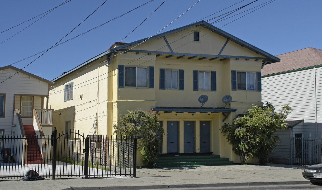 2123 West St in Oakland, CA - Building Photo