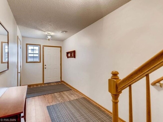 6612 Olive Ln N in Maple Grove, MN - Building Photo - Building Photo