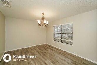 7622 Cascade Oak Dr in San Antonio, TX - Building Photo - Building Photo