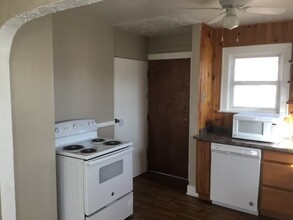 2110 E 13th St in Cheyenne, WY - Building Photo - Building Photo