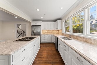53 Highfield Rd in Harrison, NY - Building Photo - Building Photo