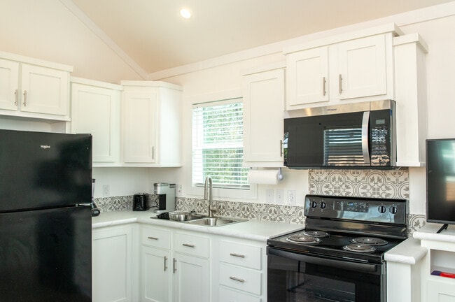 8407 FM 565, Unit #1