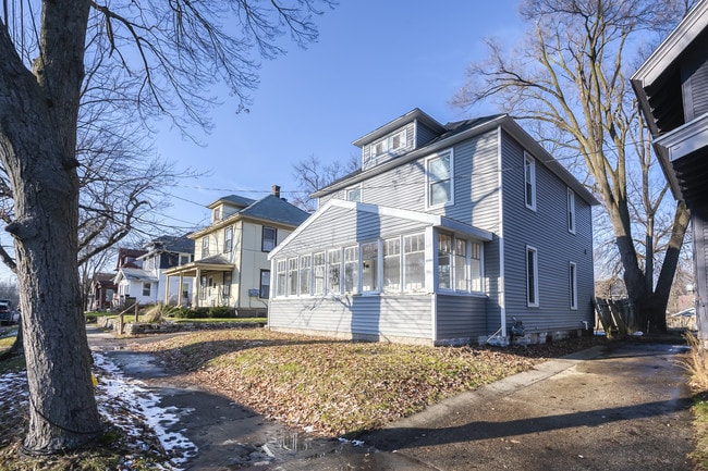 1125 Thomas St SE in Grand Rapids, MI - Building Photo - Building Photo