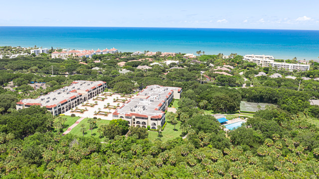 5601 Highway A1A in Vero Beach, FL - Foto de edificio - Building Photo