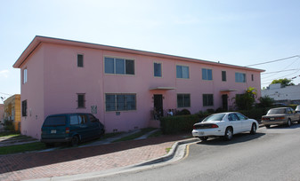 701 SW 16th Ave Apartments