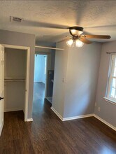 111 E Southland Ave in Alvin, TX - Building Photo - Building Photo