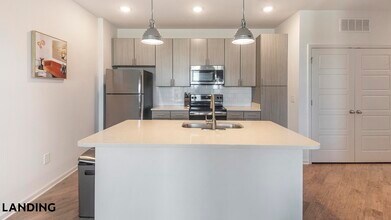 599 Tapestry Lp, Unit 13-206 in Memphis, TN - Building Photo - Building Photo