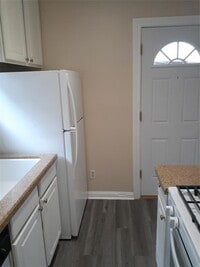 1020 Crocker St photo'