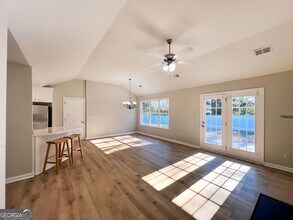 220 Brookstone Dr SW in Calhoun, GA - Building Photo - Building Photo