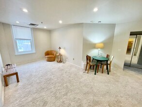 131 Main St in Burlington, VT - Foto de edificio - Building Photo