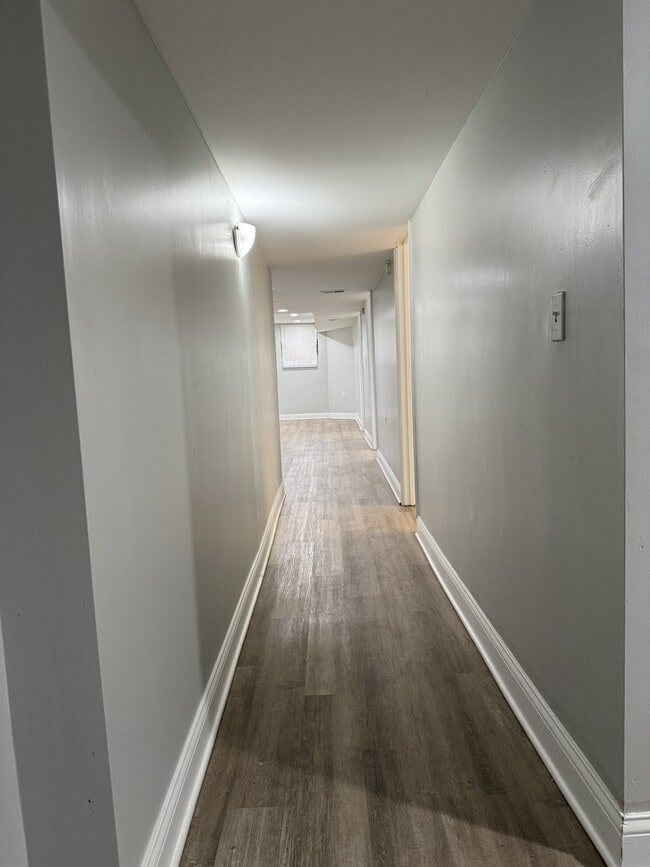 3840 W Fillmore St, Unit G in Chicago, IL - Building Photo - Building Photo