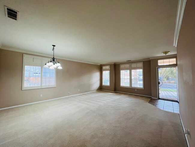 13278 Luna Rd in Victorville, CA - Building Photo - Building Photo