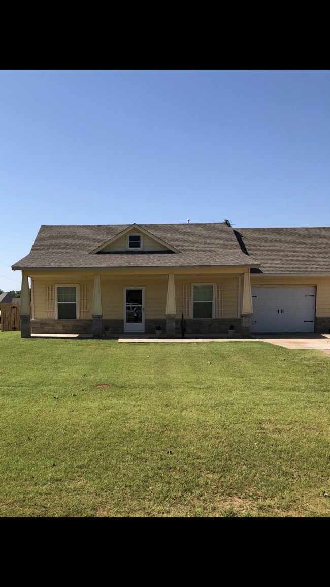 property at 11201 NE Marigold Ln