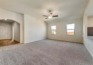 199 Drifter Dr in Newark, TX - Foto de edificio - Building Photo
