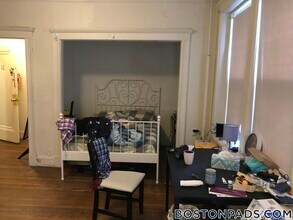 1167 Boylston St, Unit 18 in Boston, MA - Building Photo - Building Photo