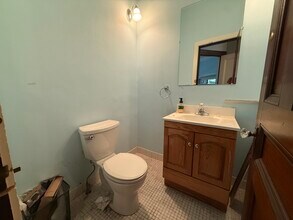 54 Pontiac St, Unit 1 in Boston, MA - Building Photo - Building Photo
