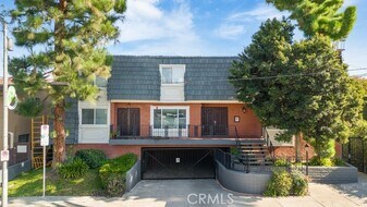 4216 Ethel Ave in Los Angeles, CA - Building Photo