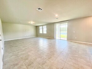 535 Amadoras Wy in St. Cloud, FL - Building Photo - Building Photo