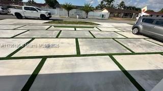 9855 SW 26th Terrace in Miami, FL - Building Photo - Building Photo