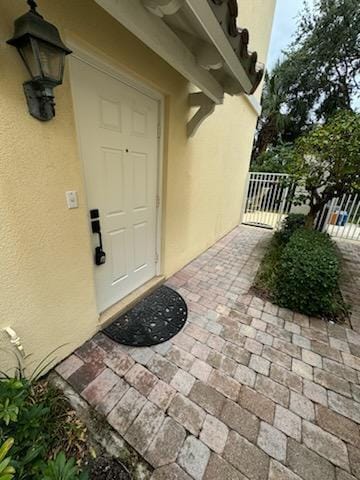 500 Capistrano Dr in Palm Beach Gardens, FL - Building Photo - Building Photo
