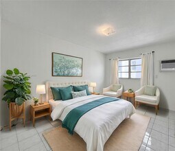 818 Meridian Ave in Miami Beach, FL - Building Photo - Building Photo