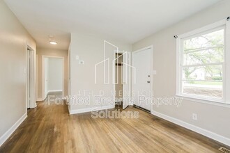 111 Avery Ave in High Point, NC - Building Photo - Building Photo
