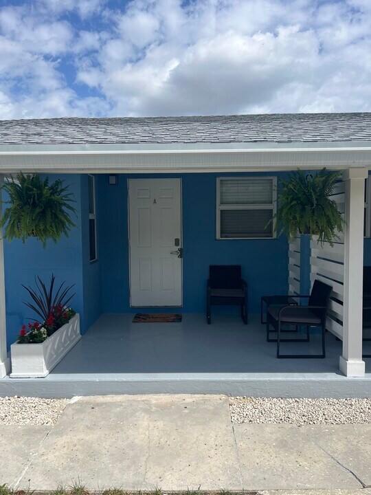 1210 N J St, Unit A in Lake Worth Beach, FL - Building Photo