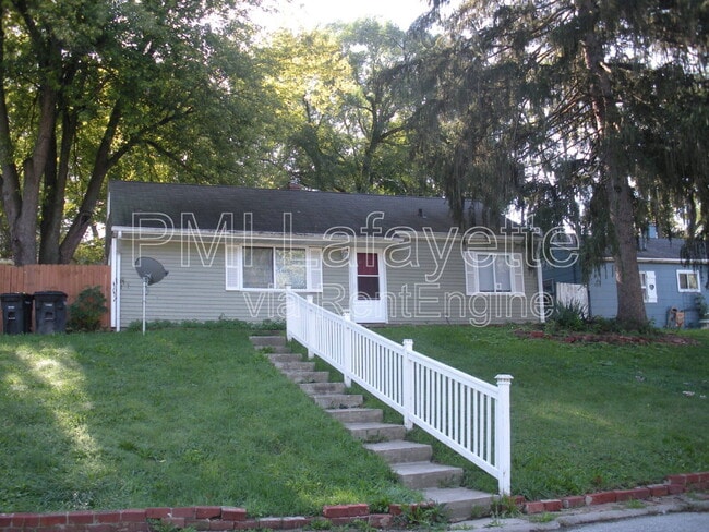 property at 2229 Roselawn Ave