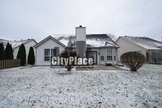 10394 Lakeland Dr in Fishers, IN - Building Photo - Building Photo