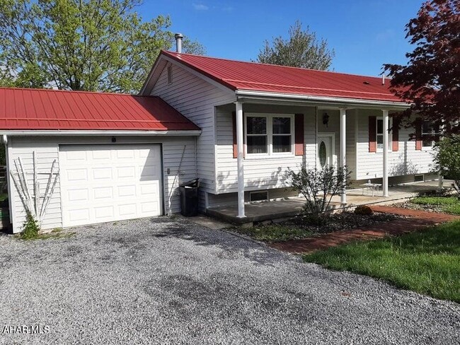 property at 306 Red Oak Ln
