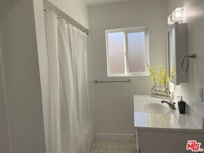 11837 Runnymede St in Los Angeles, CA - Building Photo - Building Photo