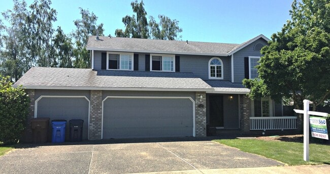 property at 2121 NW Douglas Loop