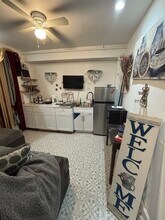5000 Woodlands Glen Rd in Baltimore, MD - Building Photo - Building Photo
