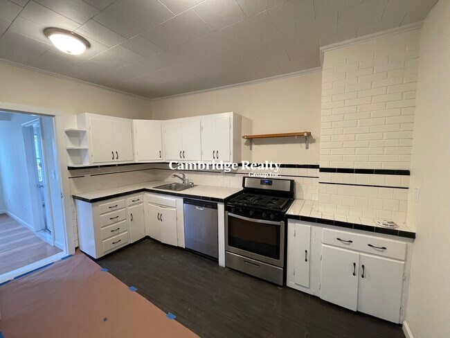 359 Cambridge St, Unit 2A