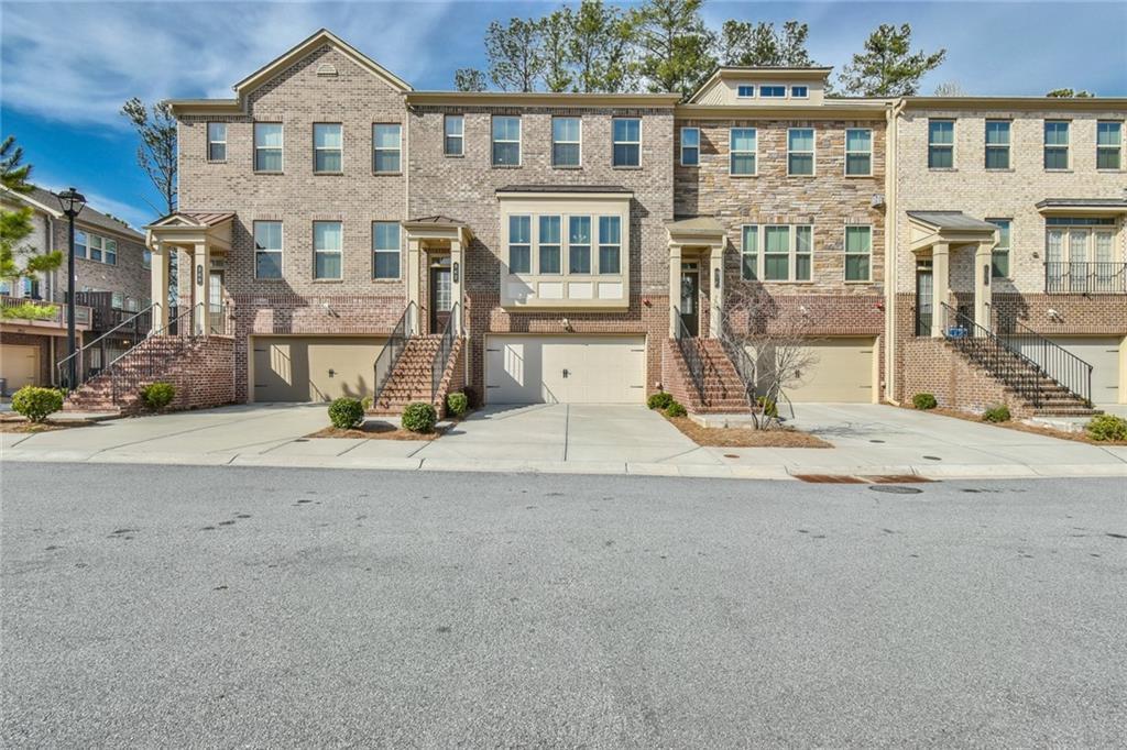 362 Provenance Dr in Sandy Springs, GA - Building Photo