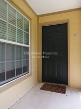 7800 Point Meadows Dr in Jacksonville, FL - Building Photo - Building Photo