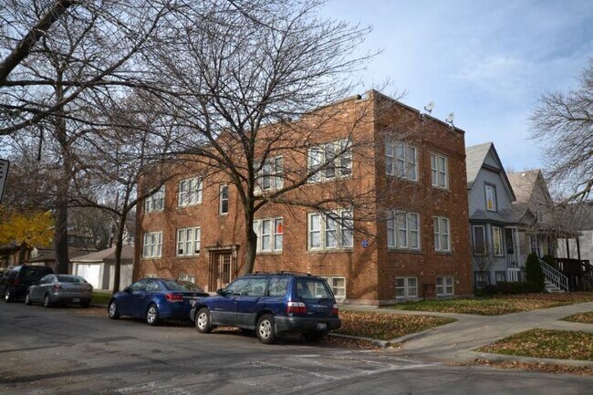 property at 3538 W Grace St