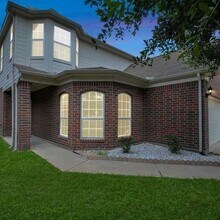 2723 Oak Ridge Park Dr in Houston, TX - Building Photo - Building Photo