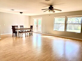 6905 Gabion Dr in Austin, TX - Building Photo