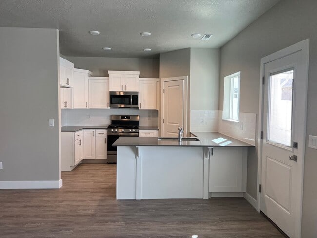 3039 N 175 E in Cedar City, UT - Building Photo - Building Photo