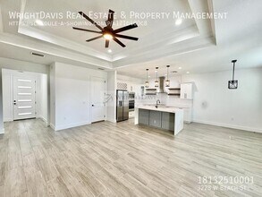 3228 W Beach St in Tampa, FL - Foto de edificio - Building Photo
