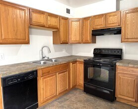 11862 E Kentucky Ave in Aurora, CO - Building Photo - Building Photo