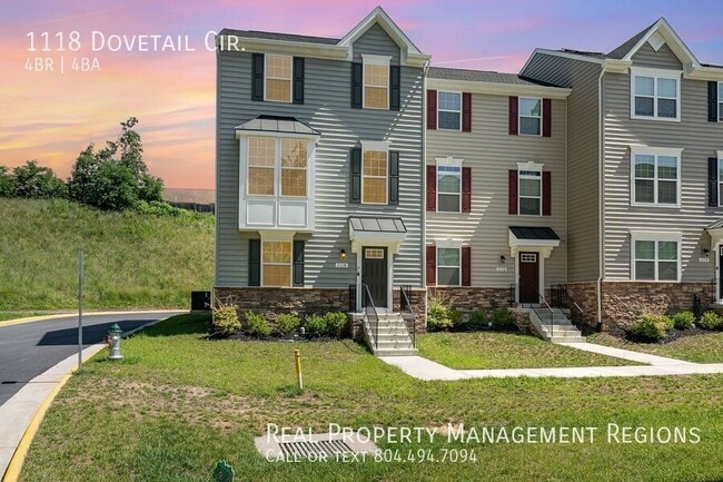 property at 1118 Dovetail Cir