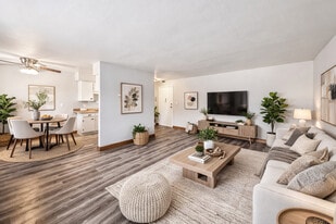 214 Place Apartments in Minneapolis, MN - Building Photo