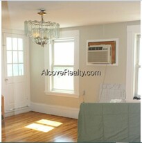 276 Main St in Medford, MA - Building Photo