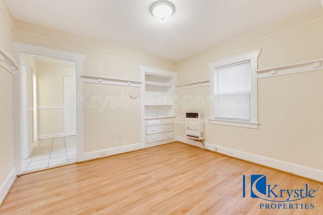 1117 Sutter St in Vallejo, CA - Foto de edificio - Building Photo